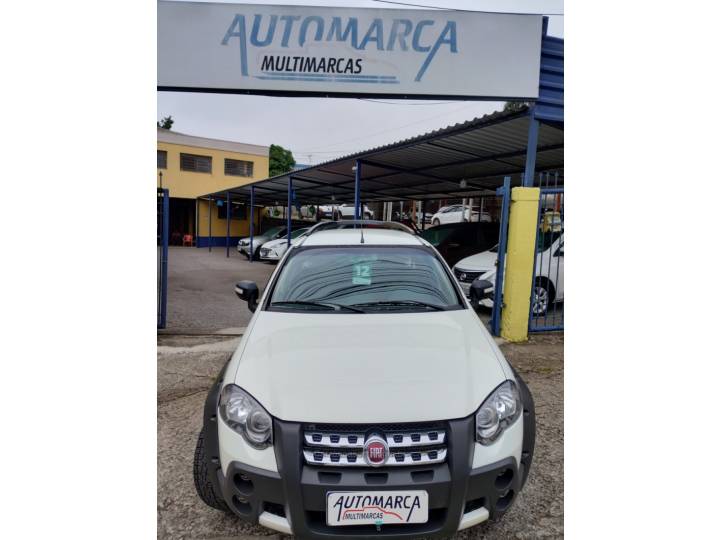 FIAT - PALIO - 2011/2012 - Branca - R$ 40.900,00