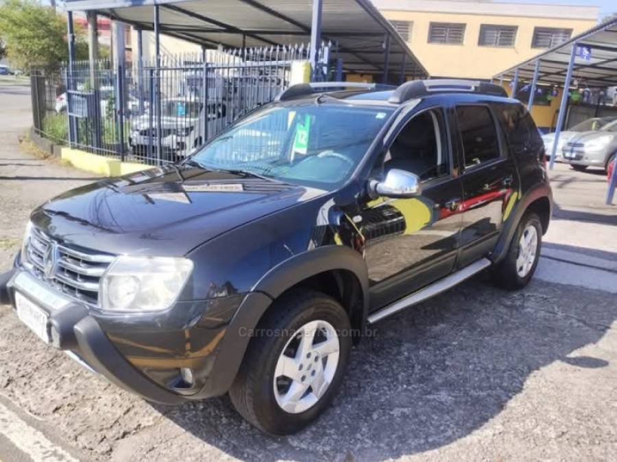 RENAULT - DUSTER - 2011/2012 - Preta - R$ 47.300,00