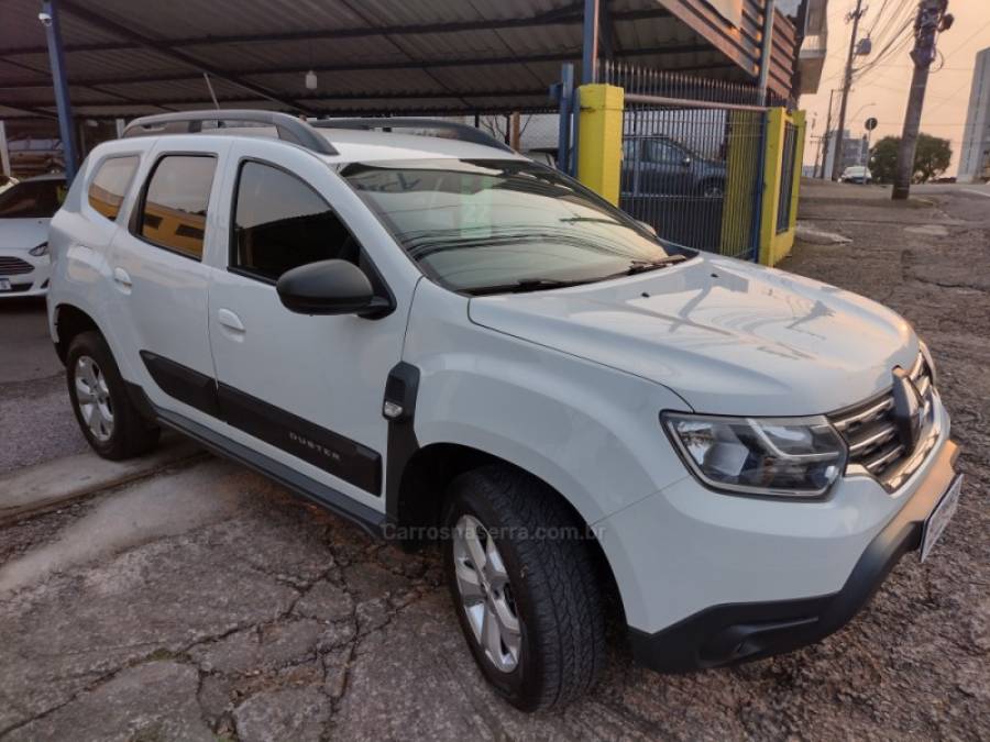 RENAULT - DUSTER - 2021/2022 - Branca - R$ 89.900,00