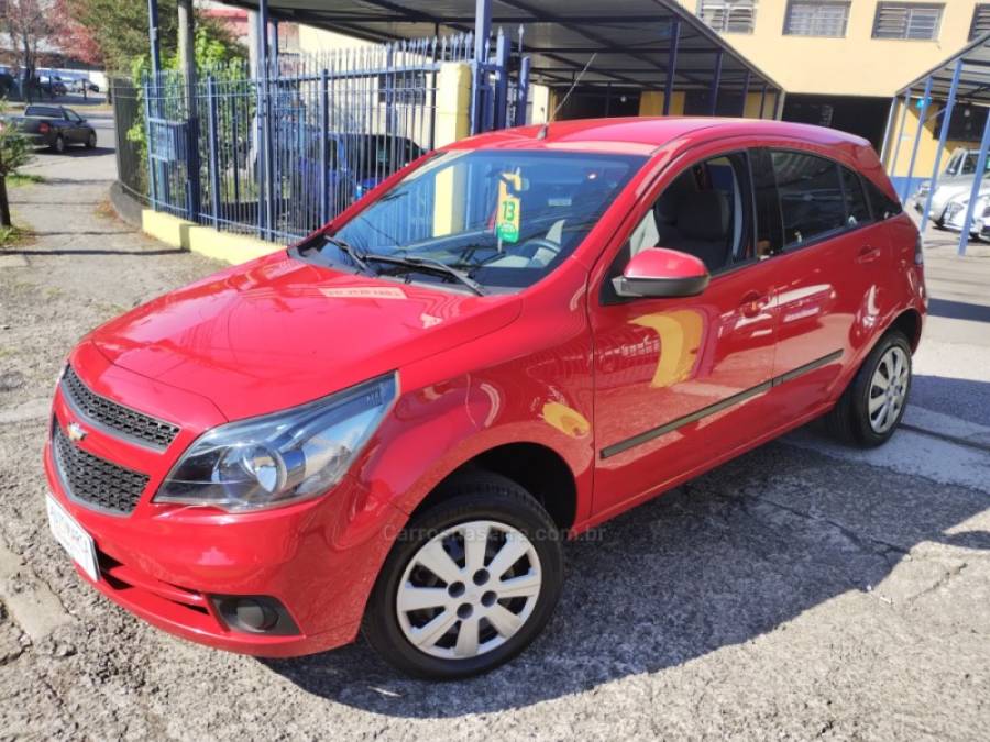 CHEVROLET - AGILE - 2012/2013 - Vermelha - R$ 36.900,00