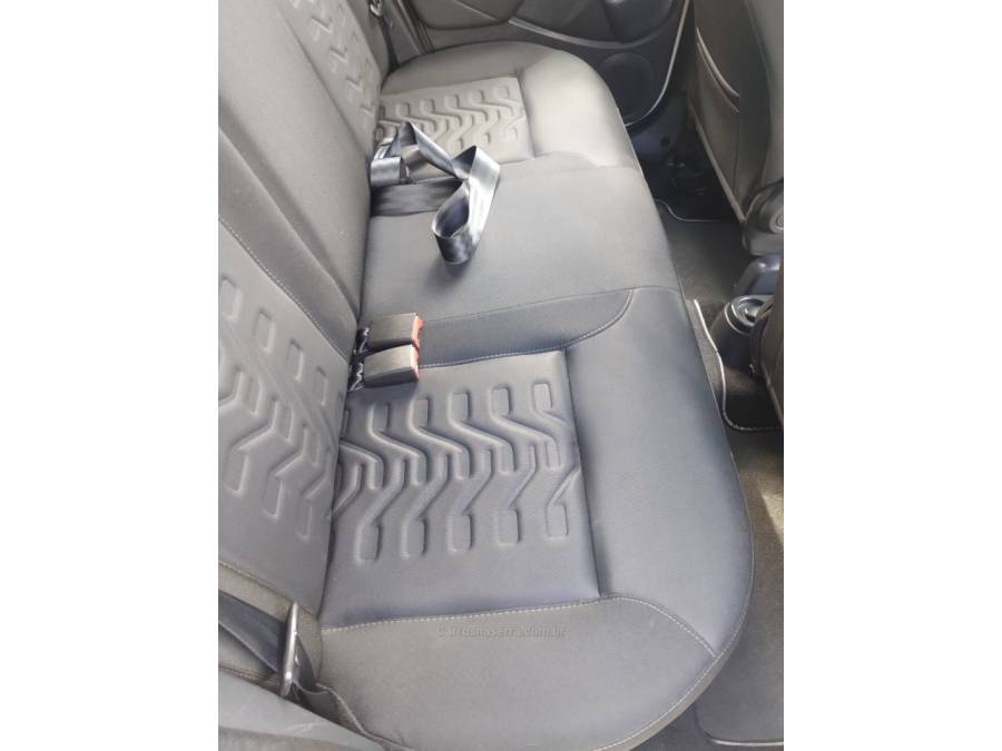 RENAULT - DUSTER - 2016/2017 - Branca - R$ 64.500,00